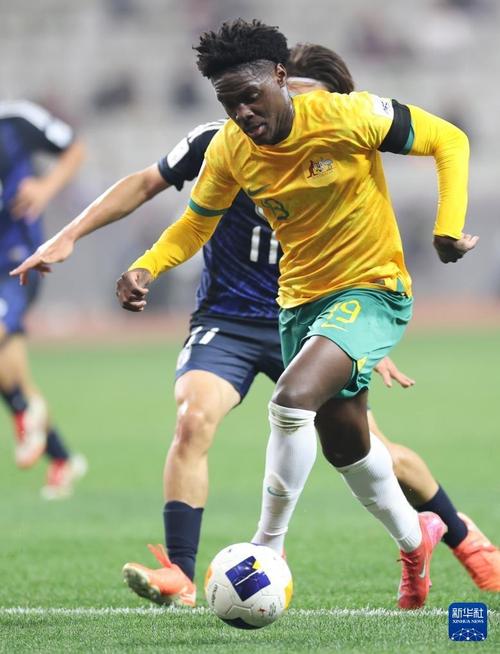 官方:澳大利亚中场巴多拉托当选亚足联年度最佳青年球员