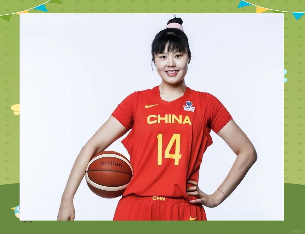 好久不见!李月汝晒照:来澳门看展啦 尤其爱那个篮球主题区域