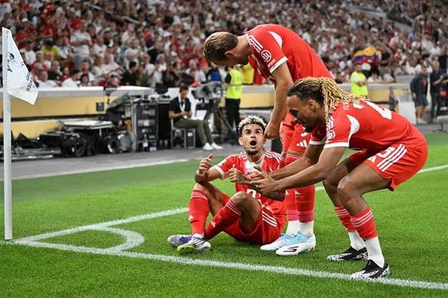 于帕梅卡诺:我们展现了团队精神,凯恩、迪亚斯都在参与防守