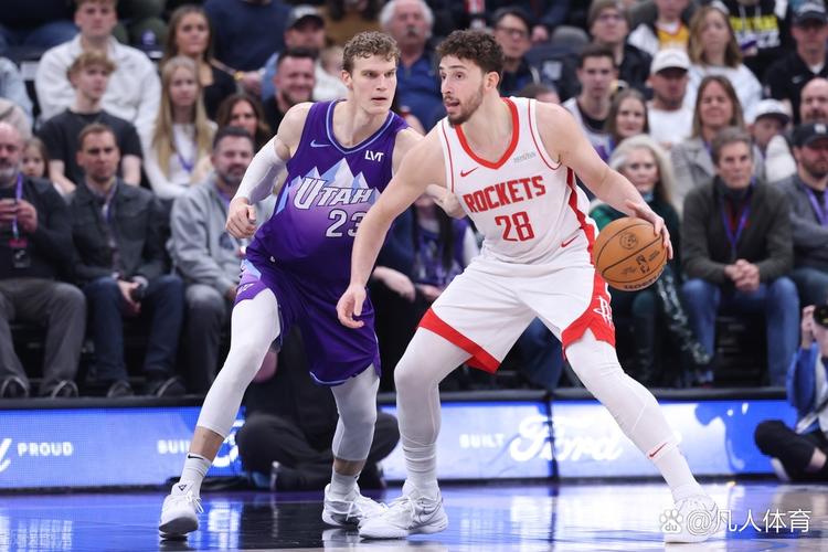 拉加-贝尔:KD和申京能吸引包夹 阿门必须要出手那些空位的投篮