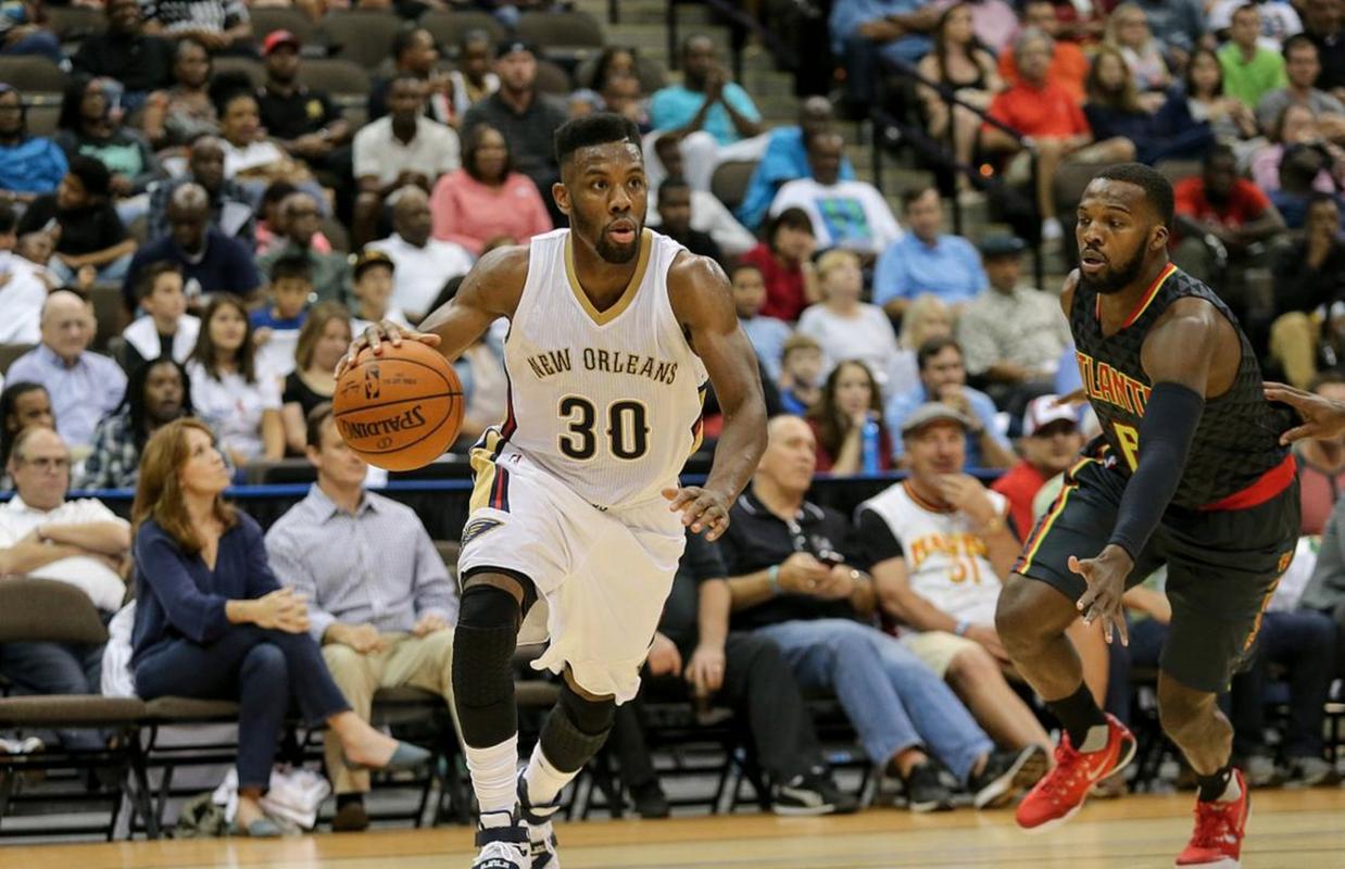 鹈鹕主帅:奎因和费尔斯非常沉稳 他们的好胜心肉眼可见