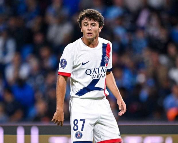 内维斯:我们会分析自己哪里做得不好,对阵低位防守的球队很难