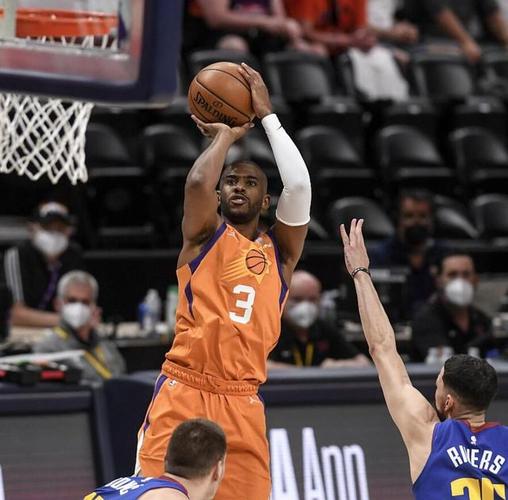 次节一分未得！三球半场13中5&三分9中5拿到15分4板3助