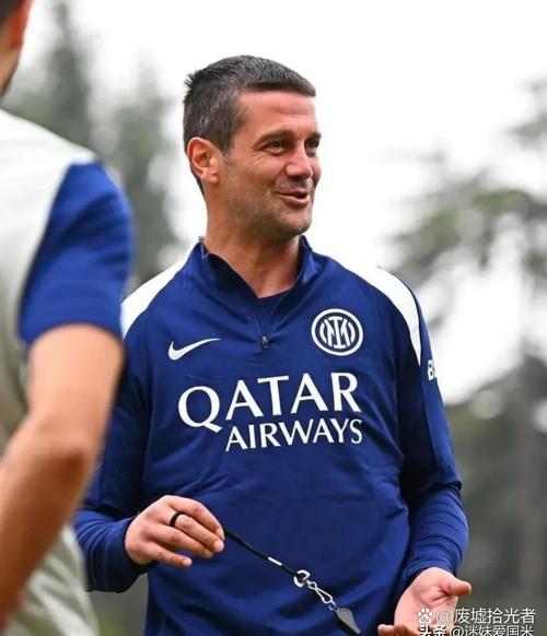 前国脚:齐沃很谦虚总是承担自己的责任,他会在国米赢得很多荣誉