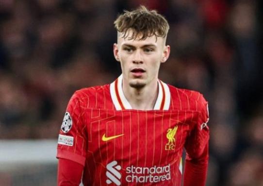 回声报:布拉德利和索博斯洛伊已在英超吃到4黄,再吃1黄将停赛