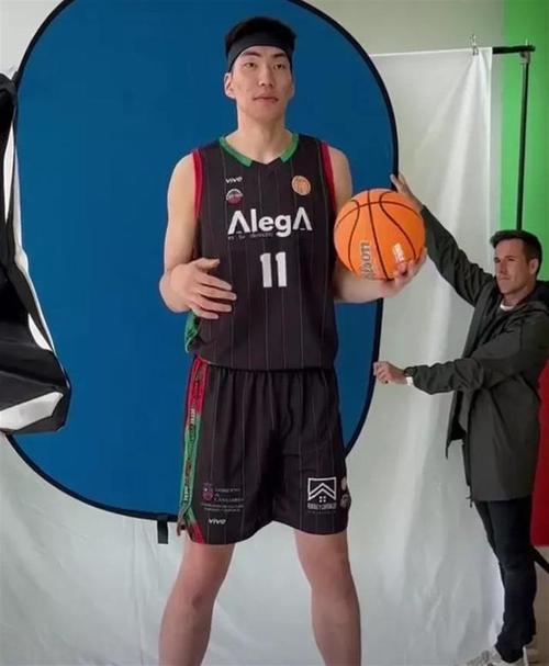 极限操作?余嘉豪可在22日西乙赛后回国 打完世预赛后赶回西班牙