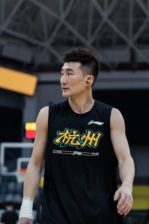 孙铭徽：最开始的目标定在了前三名 这有可能是我们最后1届全运会