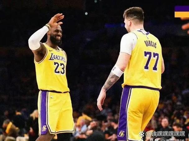 贝弗利称克莱女友碧池!帕金斯:TM胡扯 那是他的另一半跟篮球无关