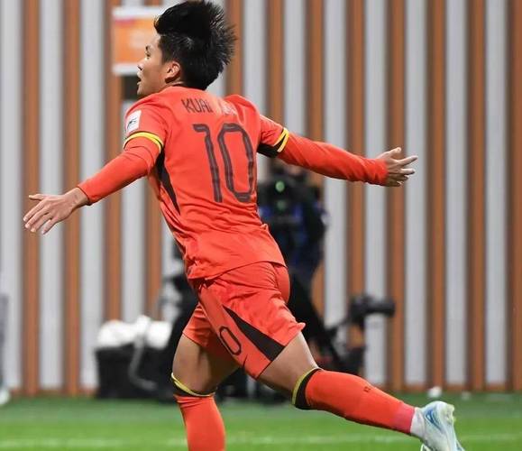 全场仅1脚射门！全场数据：U22国足射门1-13落后乌兹别克斯坦