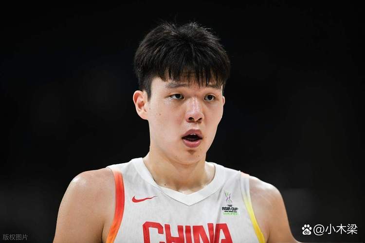 丁彦雨航:杨瀚森越打越好 状态和信心都需要一个过程去慢慢找回