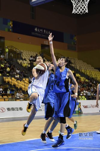 记者:广东U18小将蓝逸朗鼻梁骨折 为决赛仅做固定 赛后再做手术