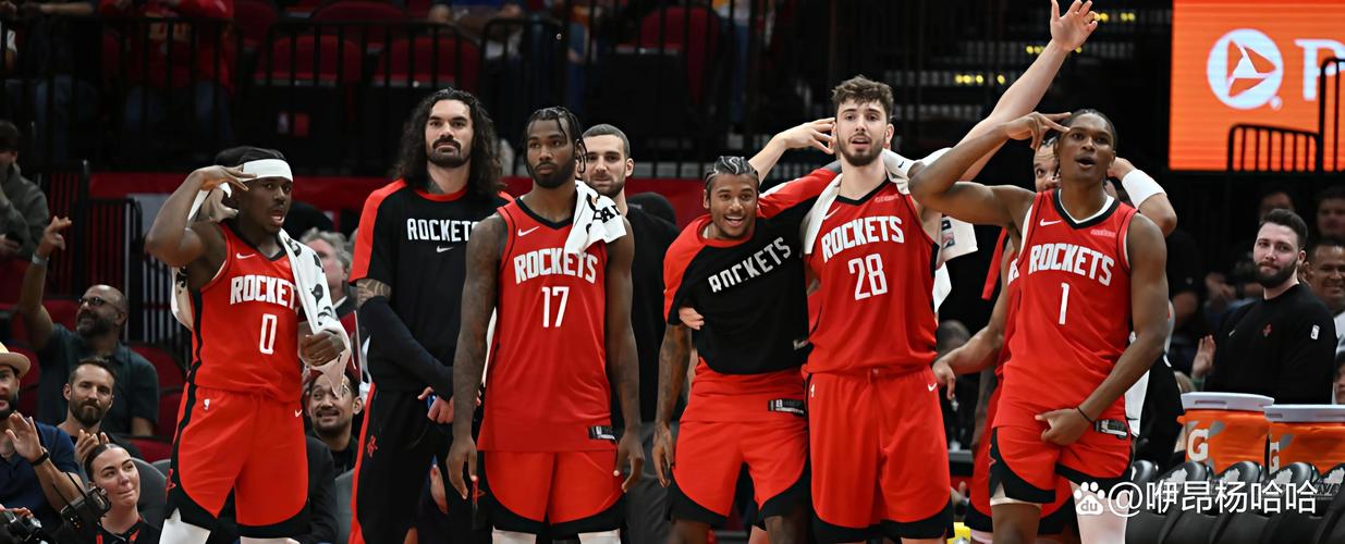 追梦:火箭不容小觑 大阵容很猛 但季后赛将考验他们的控卫问题