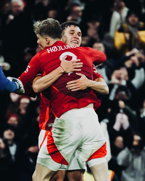 詹俊：曼联进攻又回老样子 阿莫林首发还拆了原本有效的右路组合