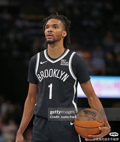 篮网主帅谈扎威掉出轮换：感受不到他去年的能量 对他表现不满意