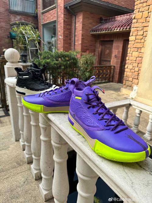 共计28款！品牌晒出约基奇首款签名鞋的所有市售及PE配色！