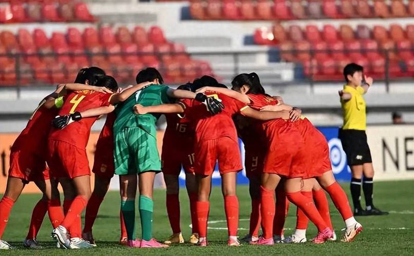 北青:友谊赛踢成“友尽赛”,中国女足与世界强队差距越拉越大